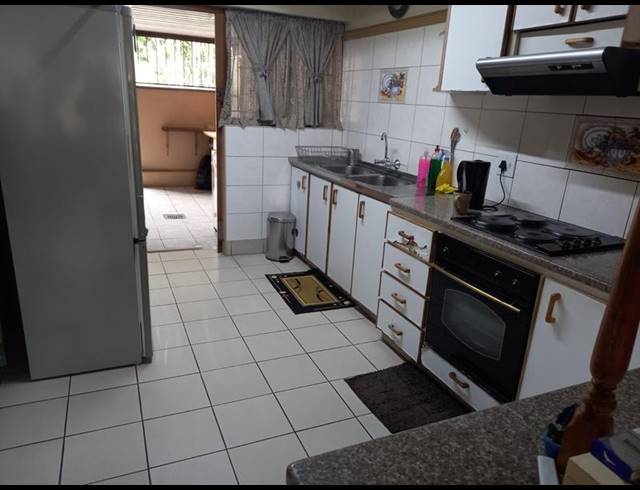 3 BEDROOM HOUSE FOR SALE IN ESCOMBE